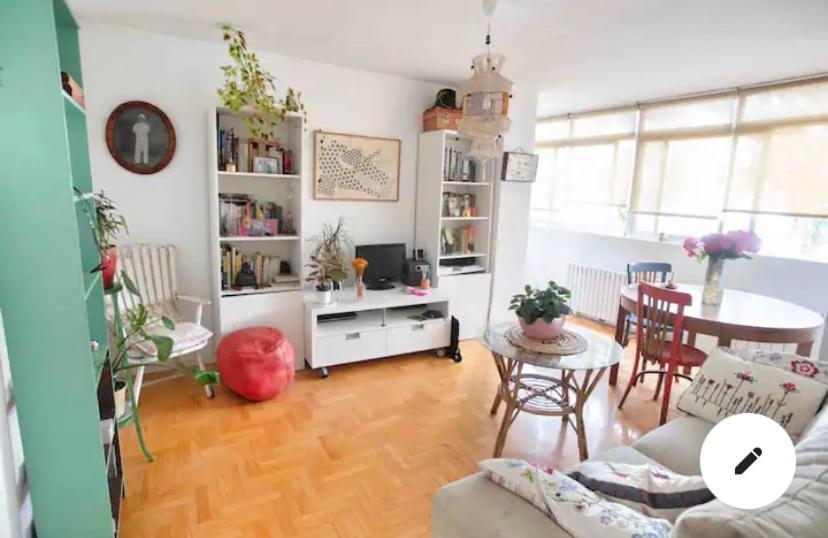 Piso Centrico, Bonito, Acogedor, Aire Acondicionado Y Piscina Enfrente De Casa Μαδρίτη Εξωτερικό φωτογραφία